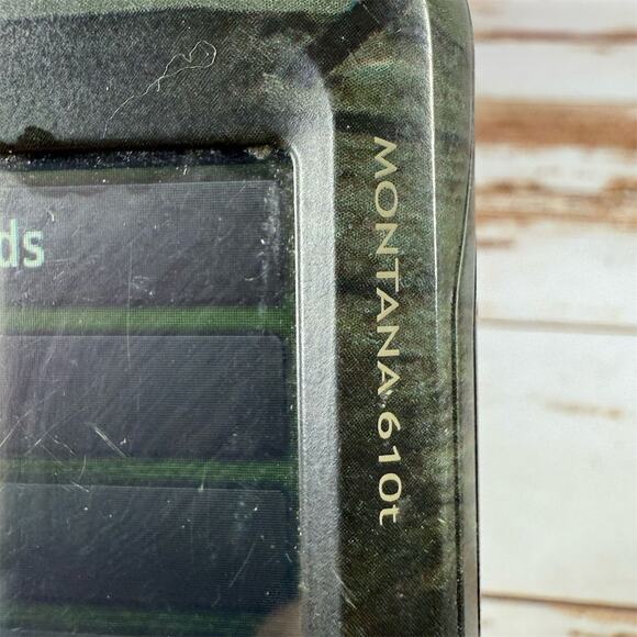 Garmin Montana 610t Handheld GPS with TOPO Maps & Touchscreen - Picture 2 of 5